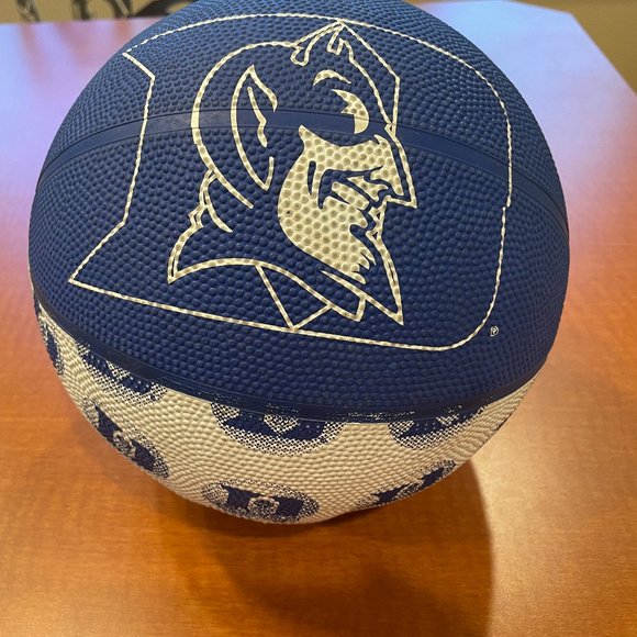 DUKE BLUE DEVILS COLLEGE BASKETBALL COLLECTIBLE - NICE GIFT FOR STUDENT / ALUMNU - Picture 2 of 9